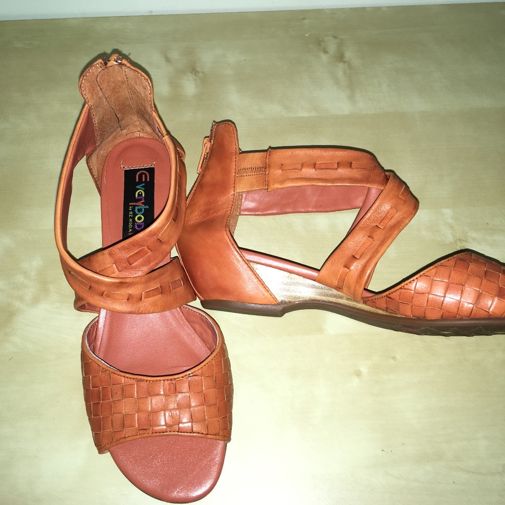 Everybody by BZ Moda Anthropologie Wedge Sandals Orange Leather 38.5 US 8
